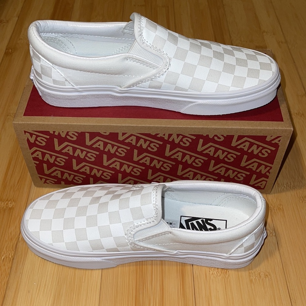 Vans Checkerboard Classic Slip-On - Picture 2 of 6